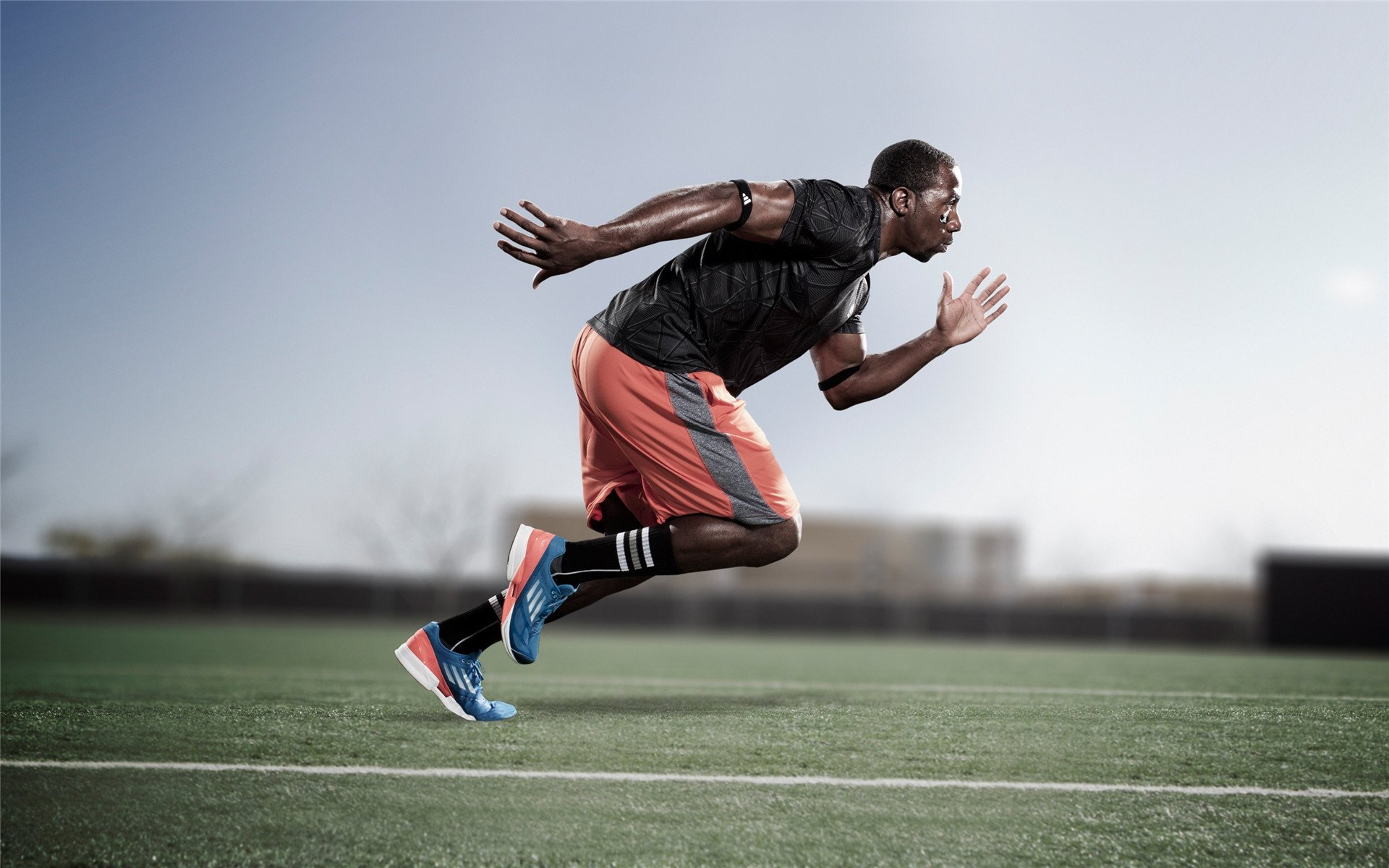 开云体育全站-瑞·弗兰：他是全黑队“攻防一体”的代表，每次出场都充满威胁